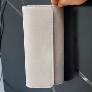 WiLDFiRE Women's Clutch